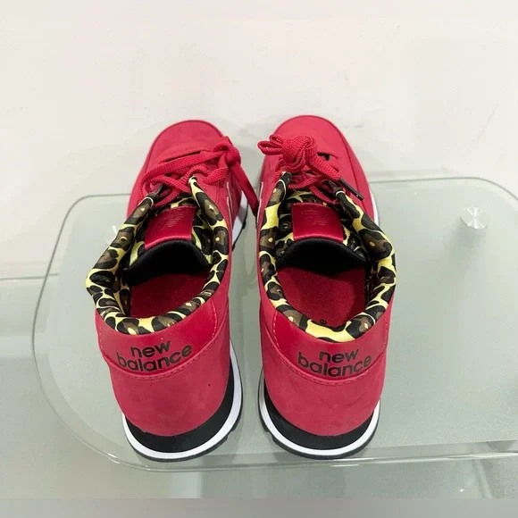 New Balance 501 Women’s Size 11 Red ,Leopard Print, Feminine And Functional - Picture 7 of 10